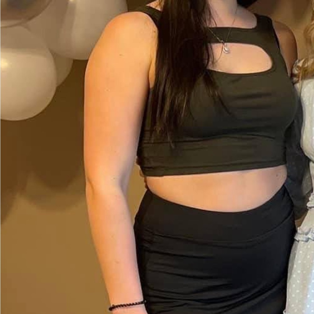 Army Green Lululemon Sleeveless Crop Top